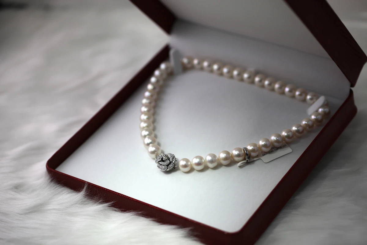 Jewellery Business Logistics in the UAE: From Procurement to Delivery